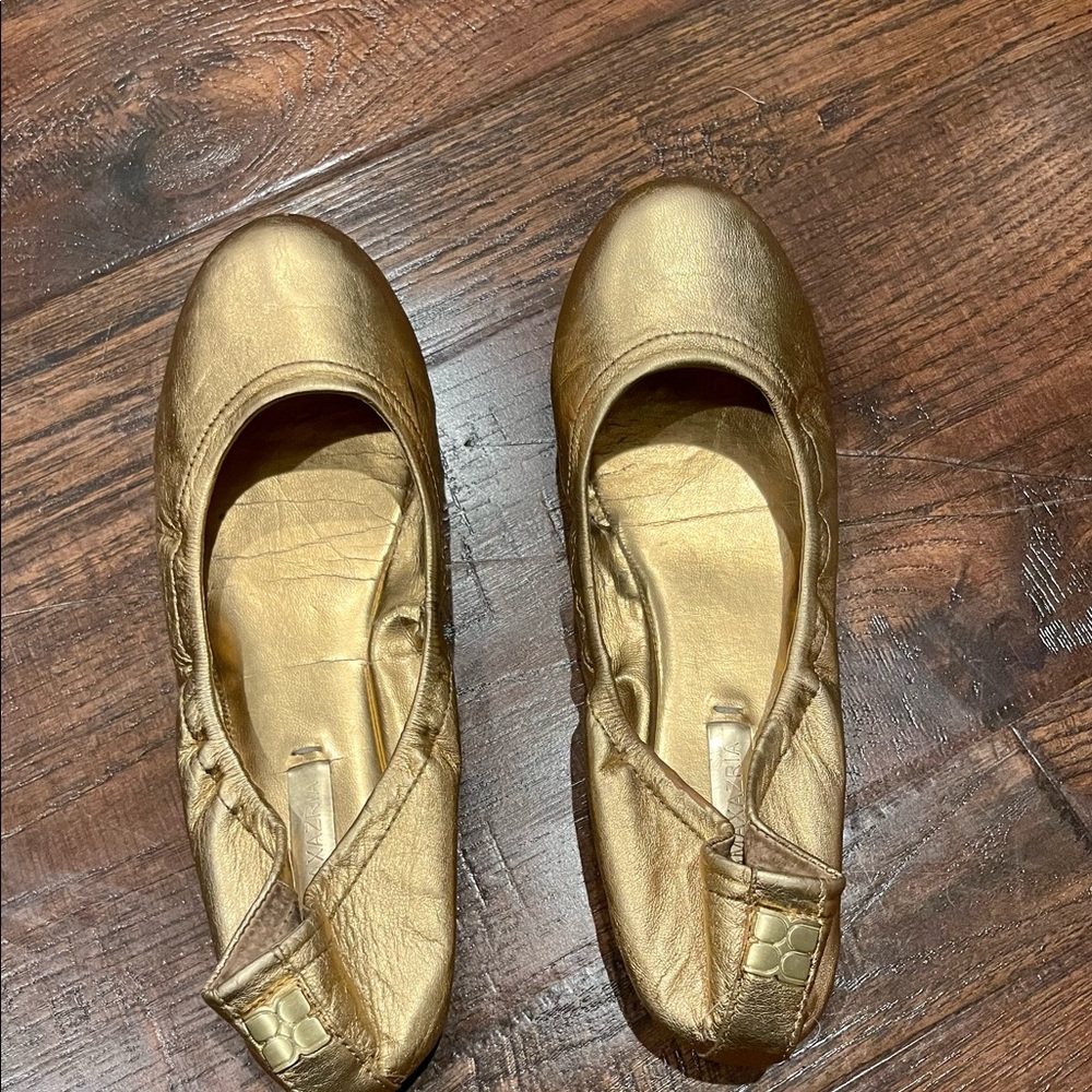 Metallic gold flats